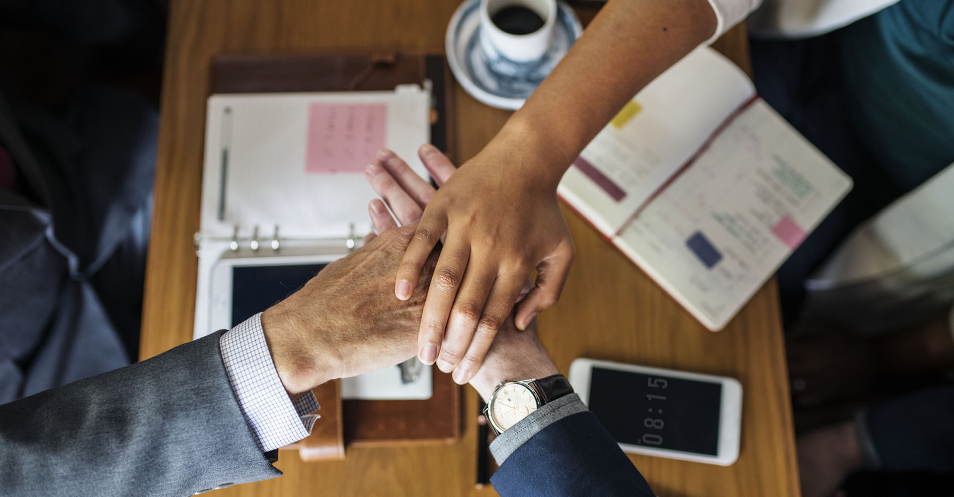 Cómo evaluar si una alianza realmente vale la pena: un framework estratégico para founders y equipos de producto